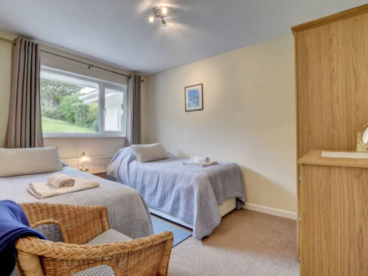 Holiday Home Oysters