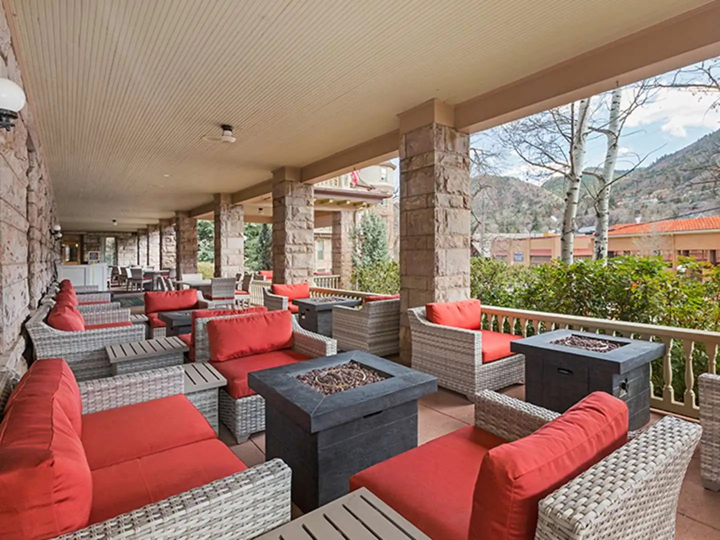 Cliff House at Pikes Peak