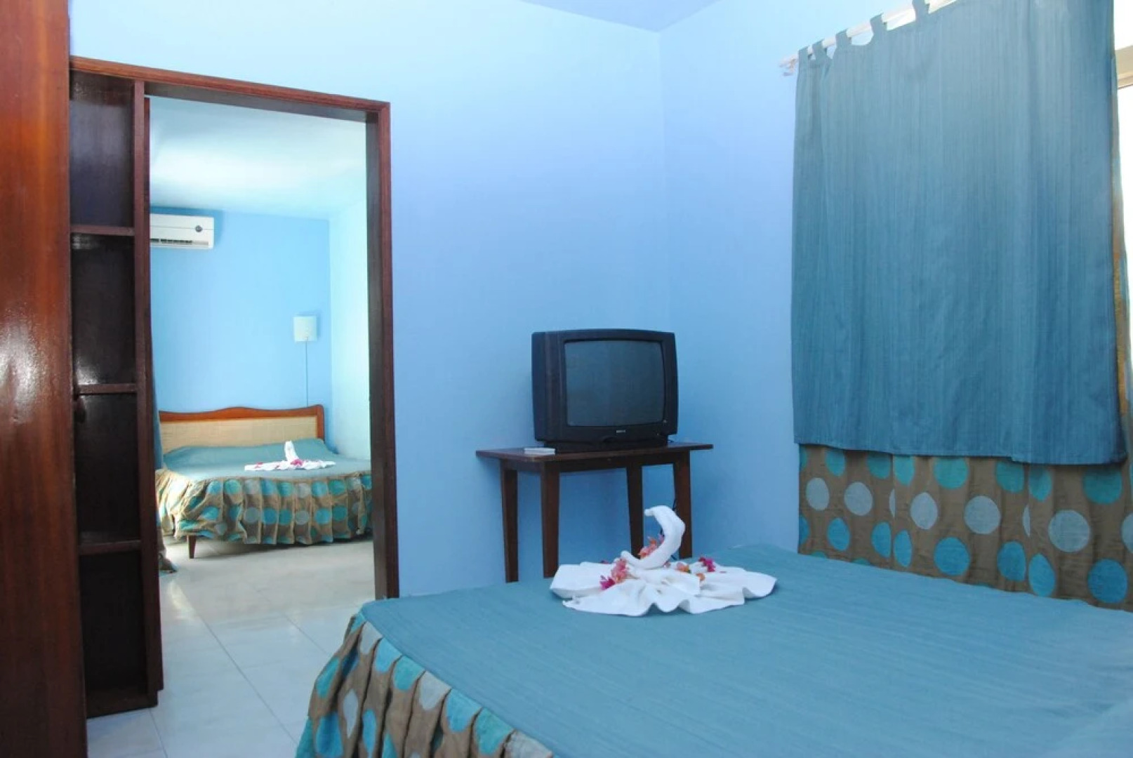 Coral Azur Cosi Holidays