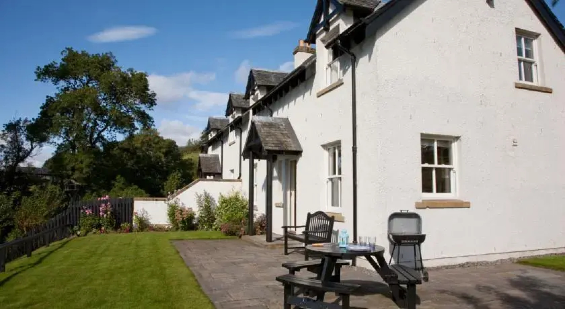 Cromald Cottages - East & West