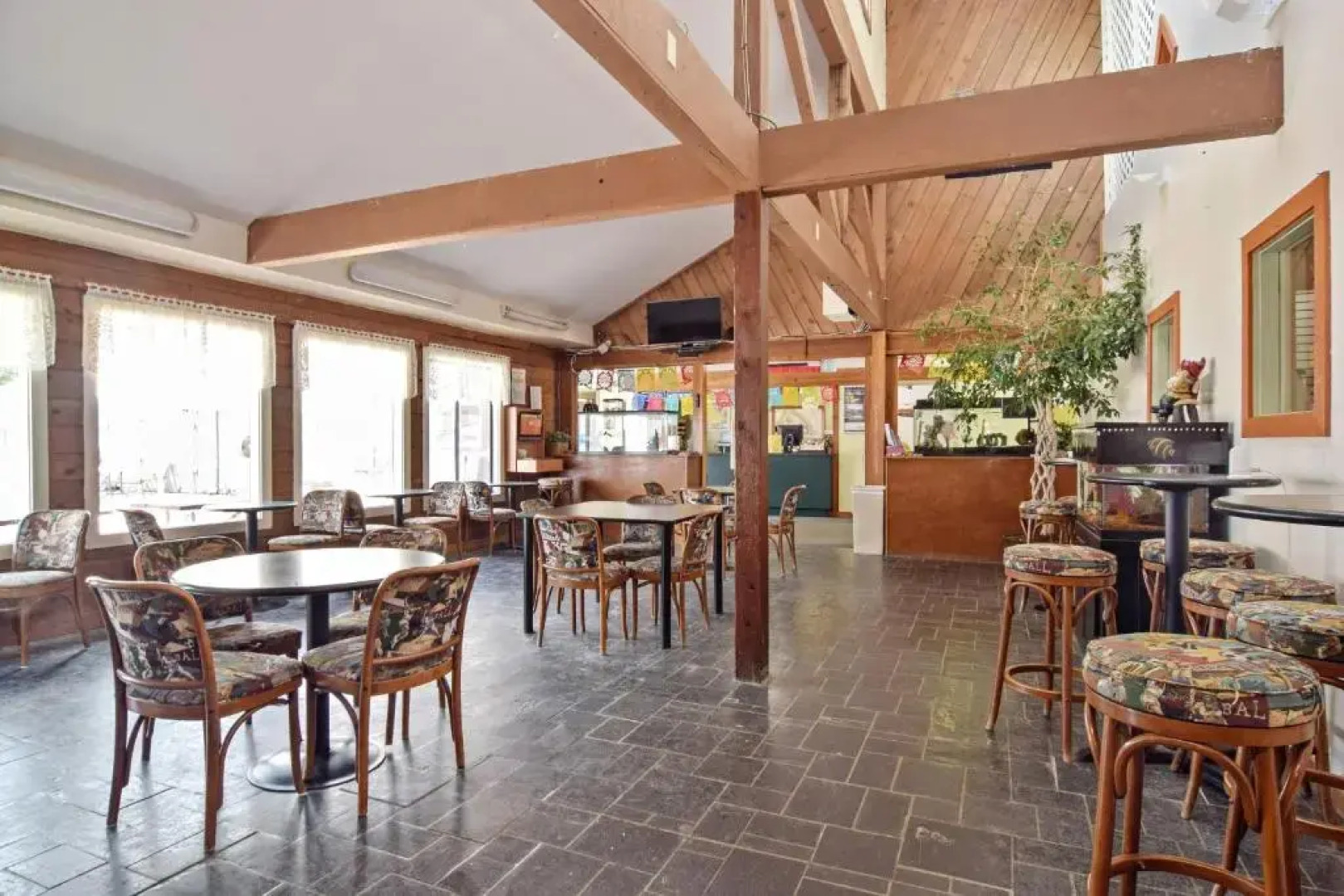 Williamsburg Camping Resort One Bedroom Cabin 3