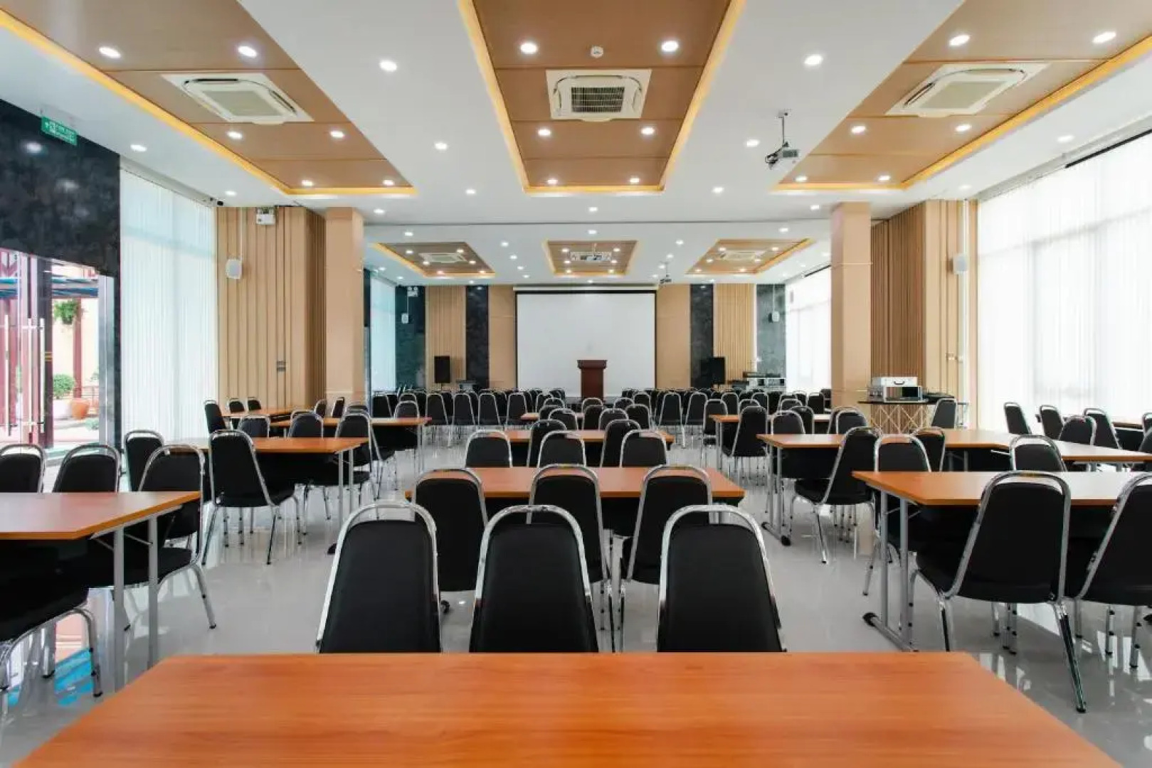 Kanthiya Garden Hotel