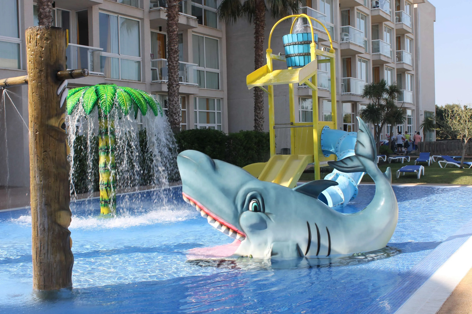 Eix Alzinar Mar Aparthotel