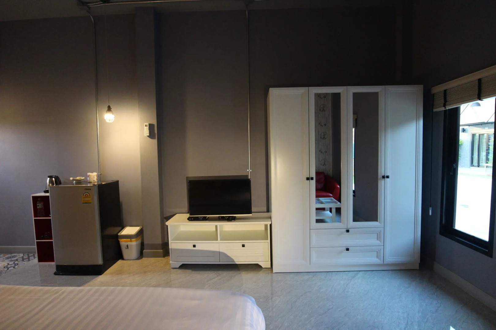 One Beat Vintage & Bistro