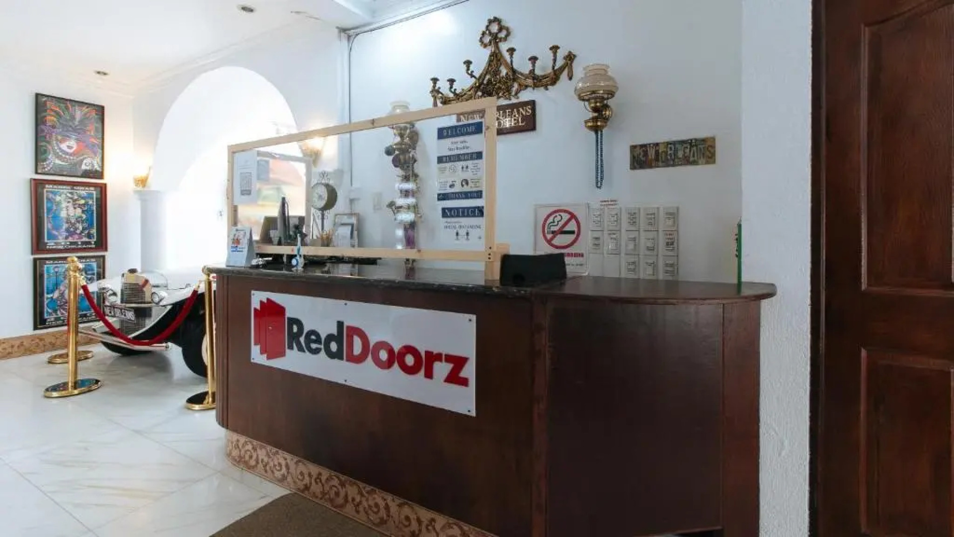 RedDoorz Plus @ New Orleans Auberge Hotel