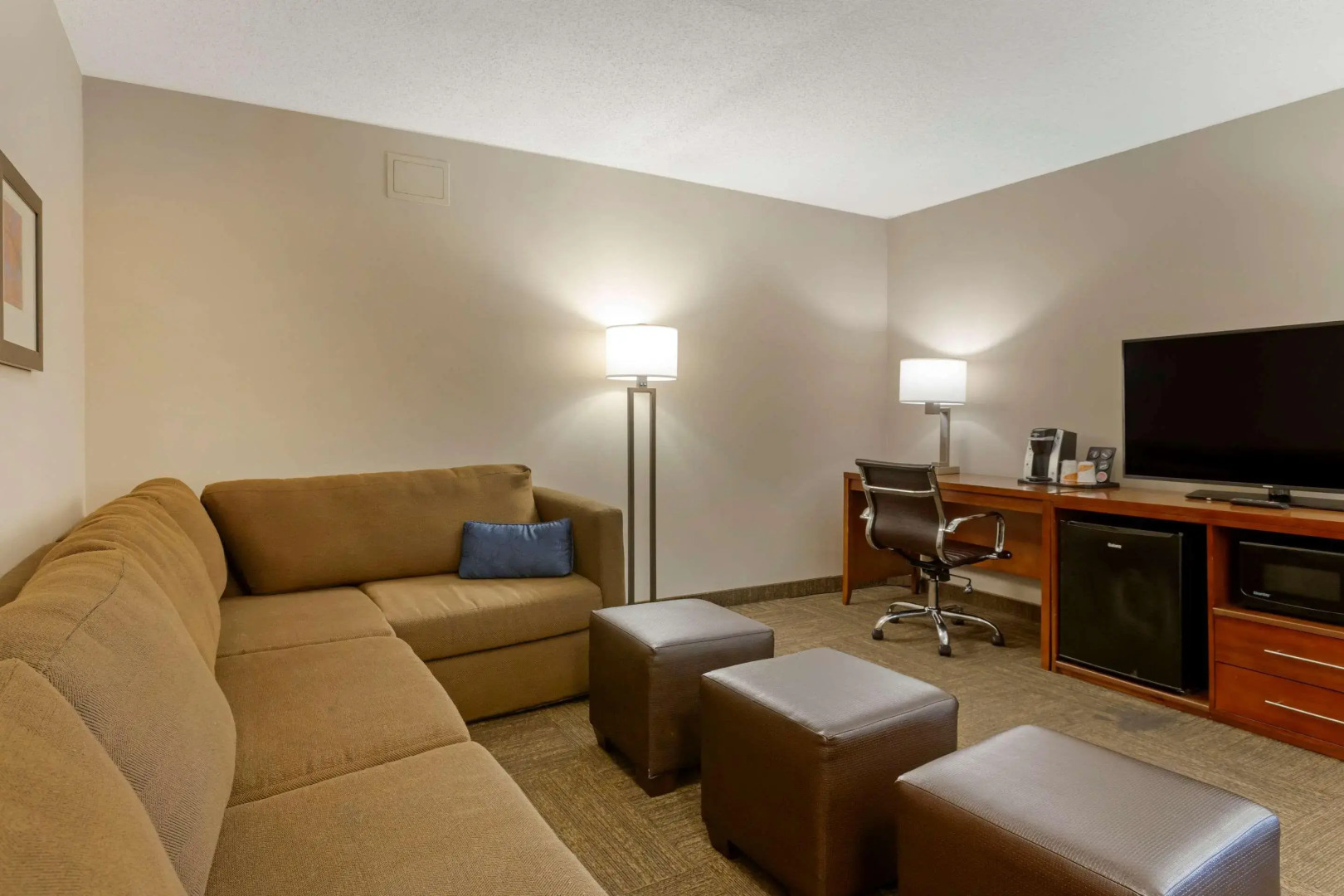 Comfort Inn & Suites Presidential - Downtown Little Rock