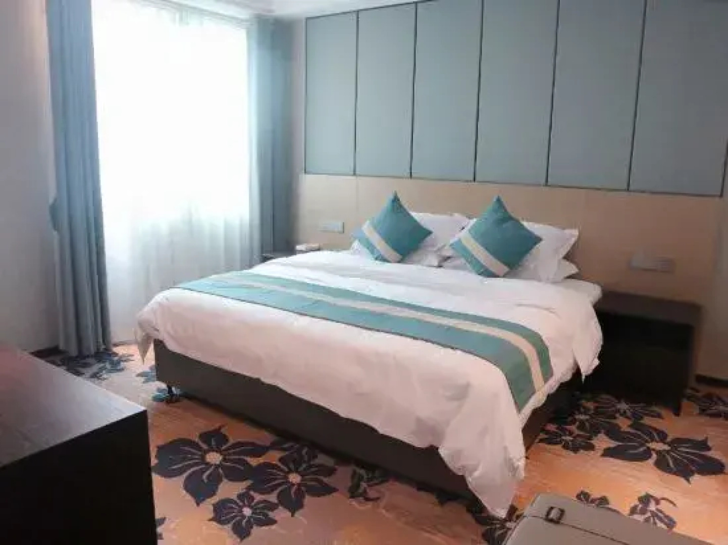 Jiangxi Province Shicheng Town Junjia Pearl Hotel