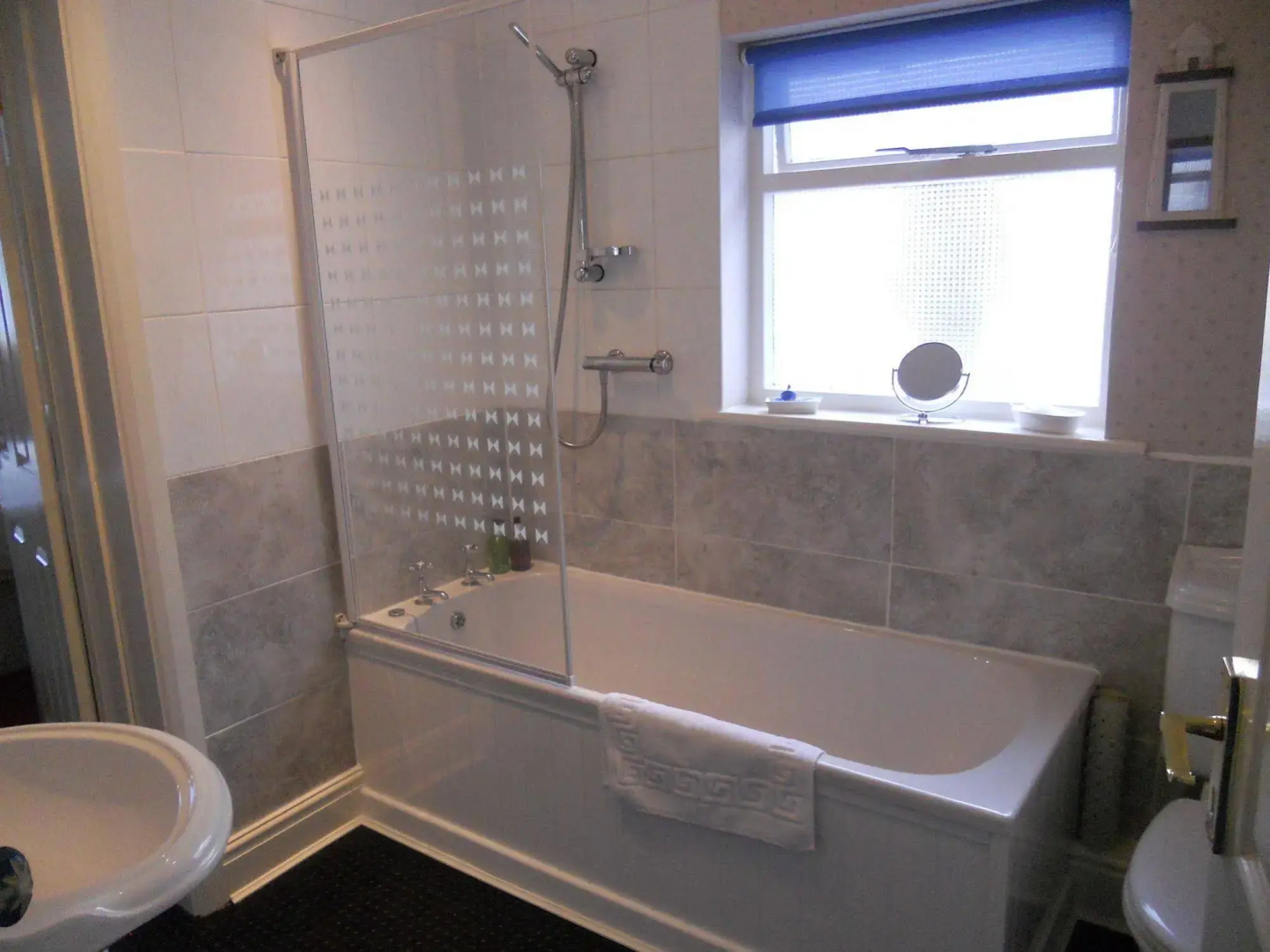 Glendale Guest House