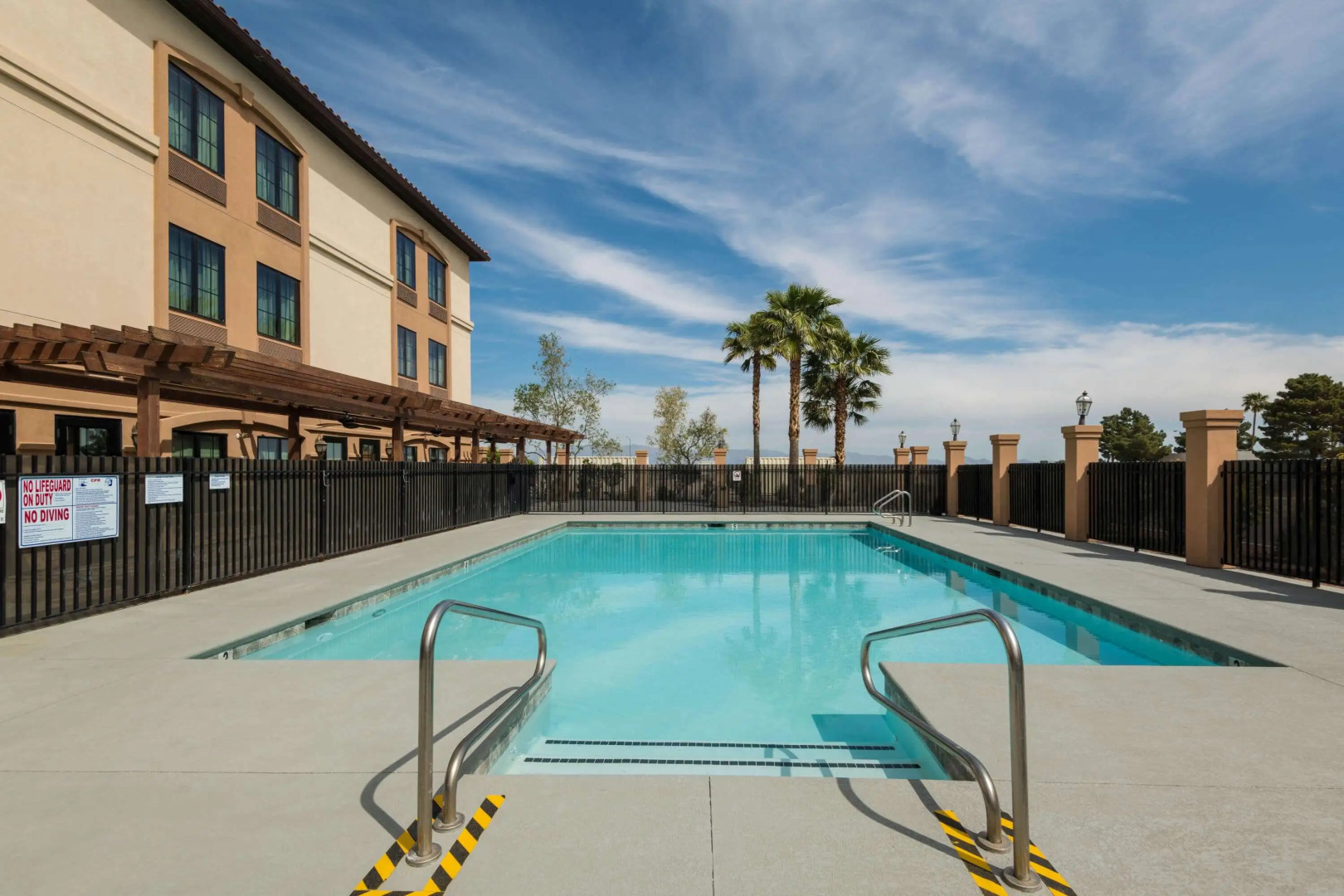 La Quinta Inn & Suites by Wyndham Las Vegas Airport South