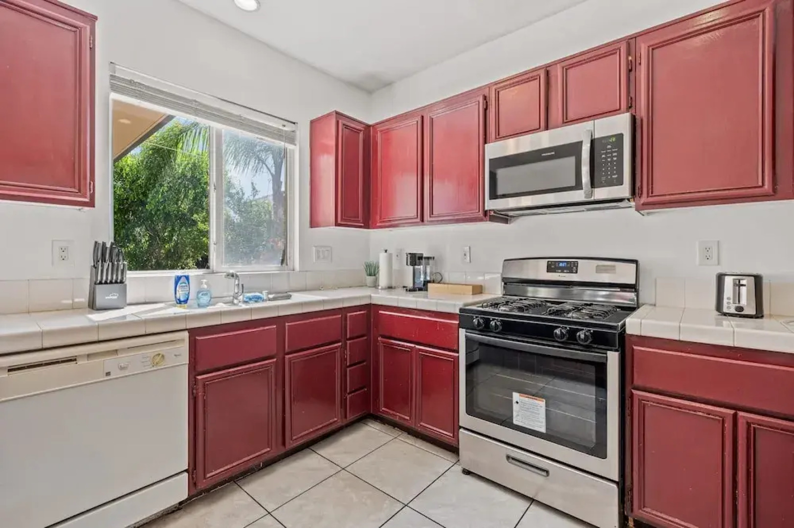 Bright Airy 5B Home Workspace Outdoor Lounge