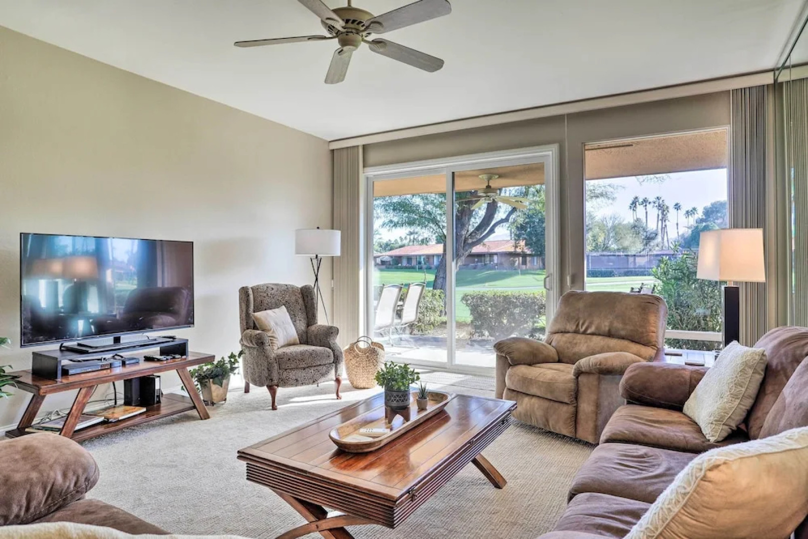 Resort Amenities: Rancho Mirage Country Club Home