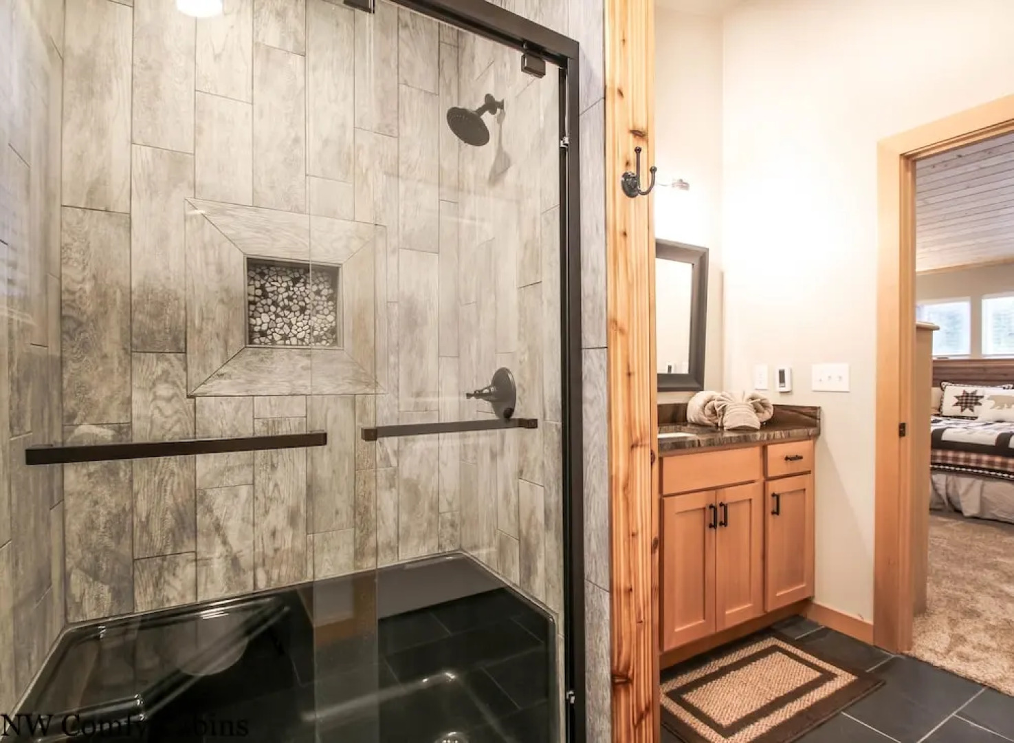 Compass Cabin Holiday home 2 NW Comfy Cabins