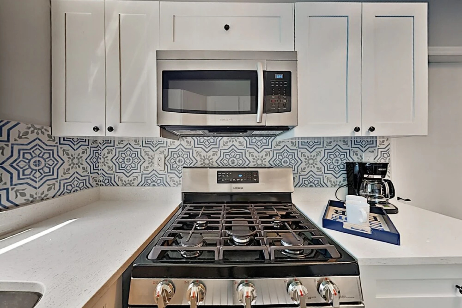 Charming Getaway W/ New Kitchen & Private Backyard 3 Bedroom Home