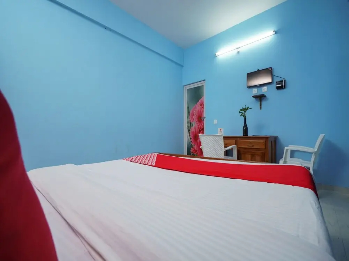 OYO 15647 River View Inn