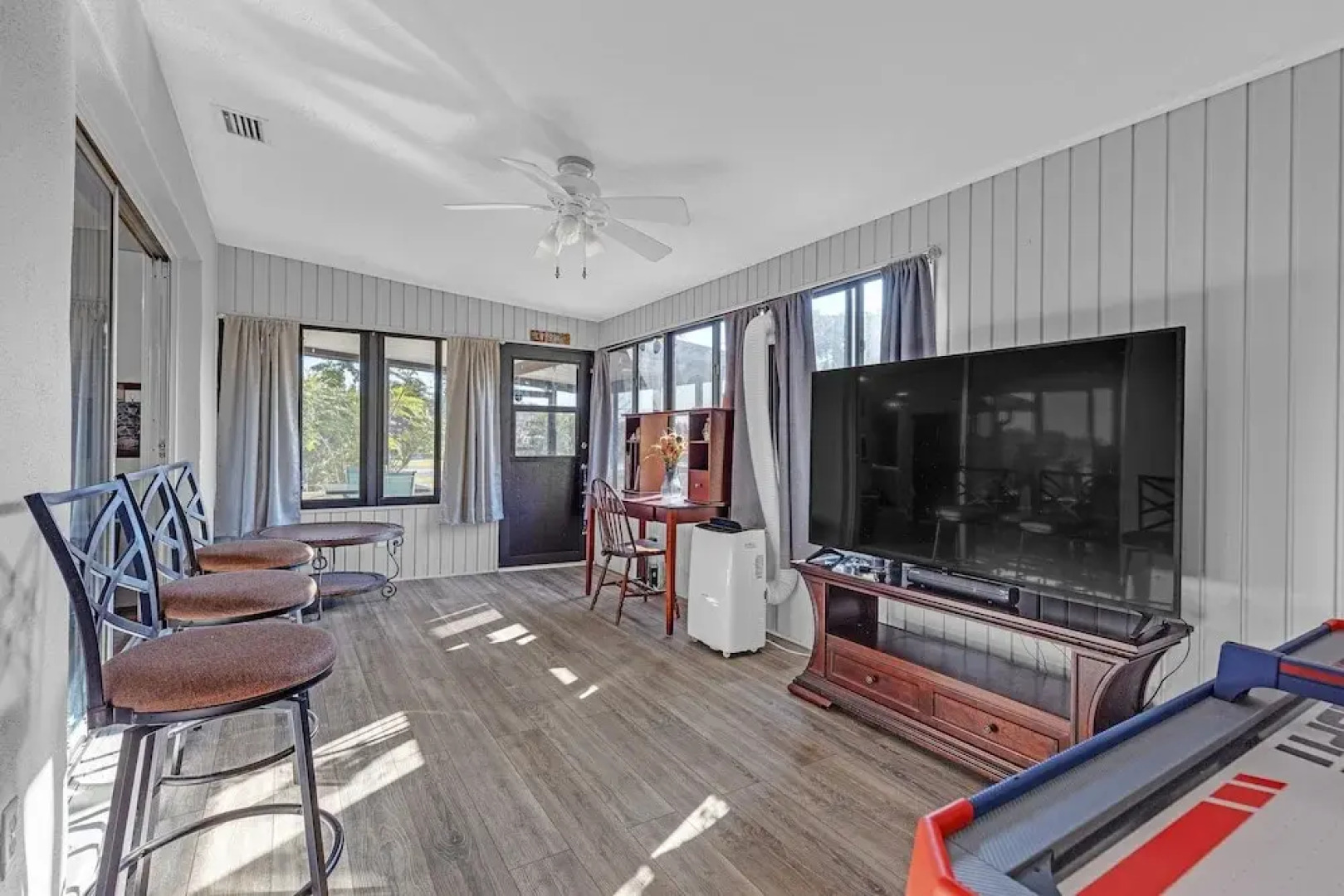 Waterfront Retreat W/ Canal Access 3 Bedroom Home