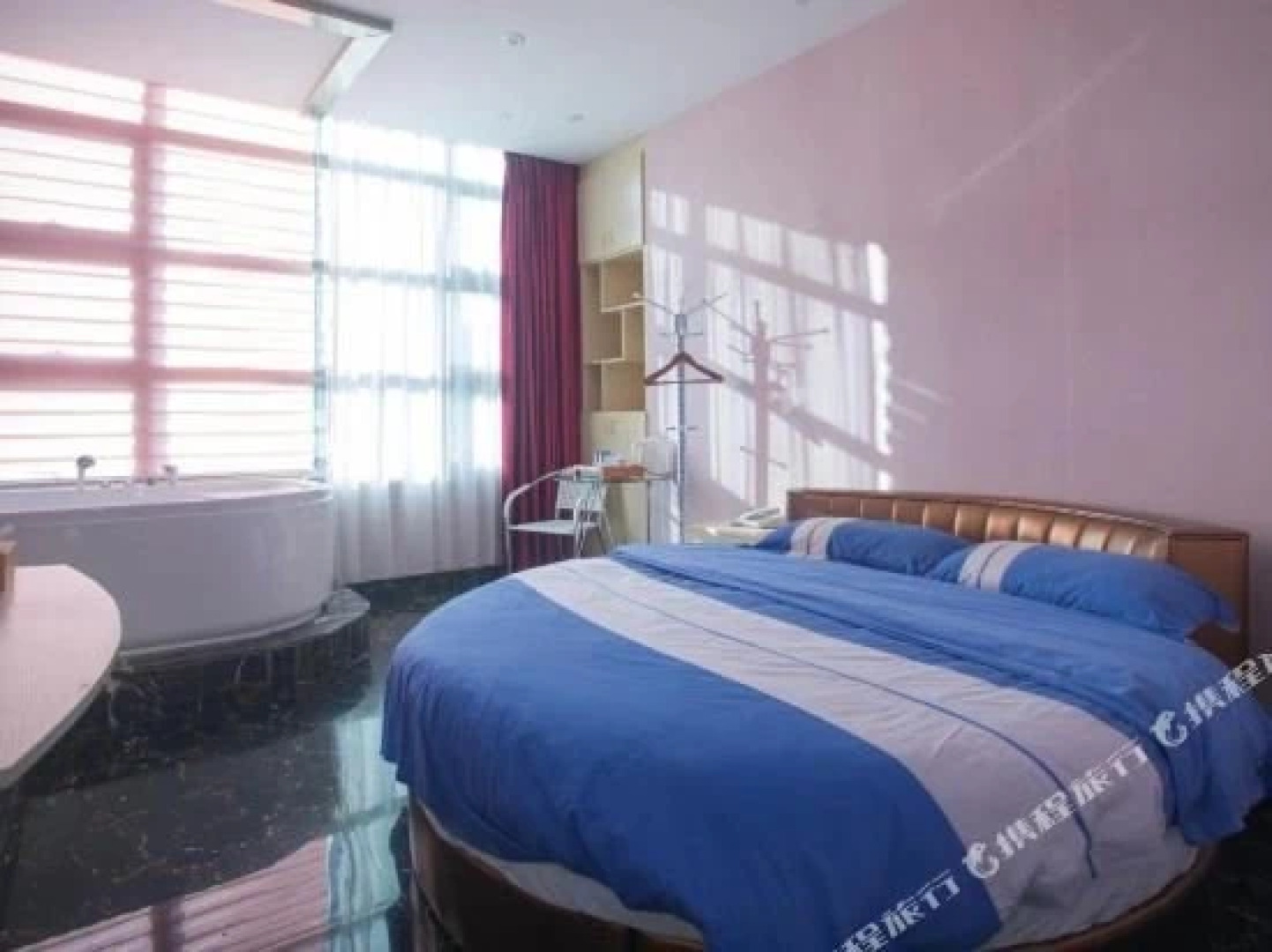 龙岩旺角壹号精品酒店