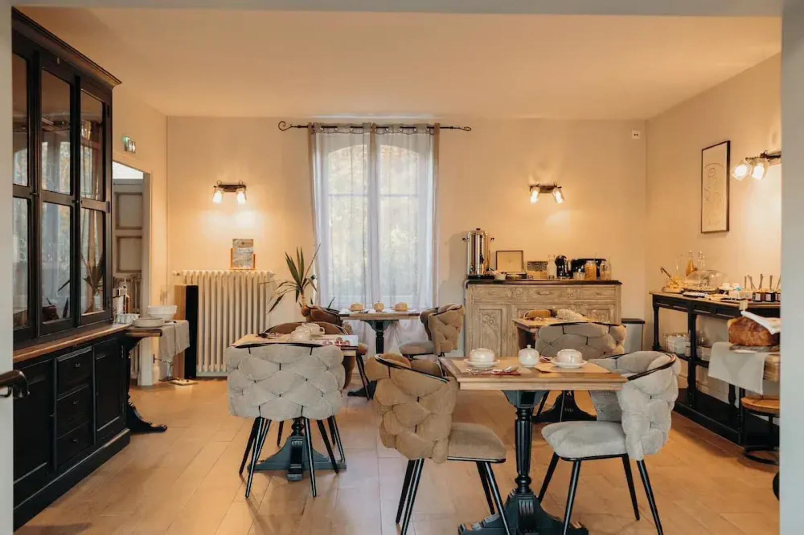 Hôtel Le Chatellier – Piscine chauffée d’avril à octobre