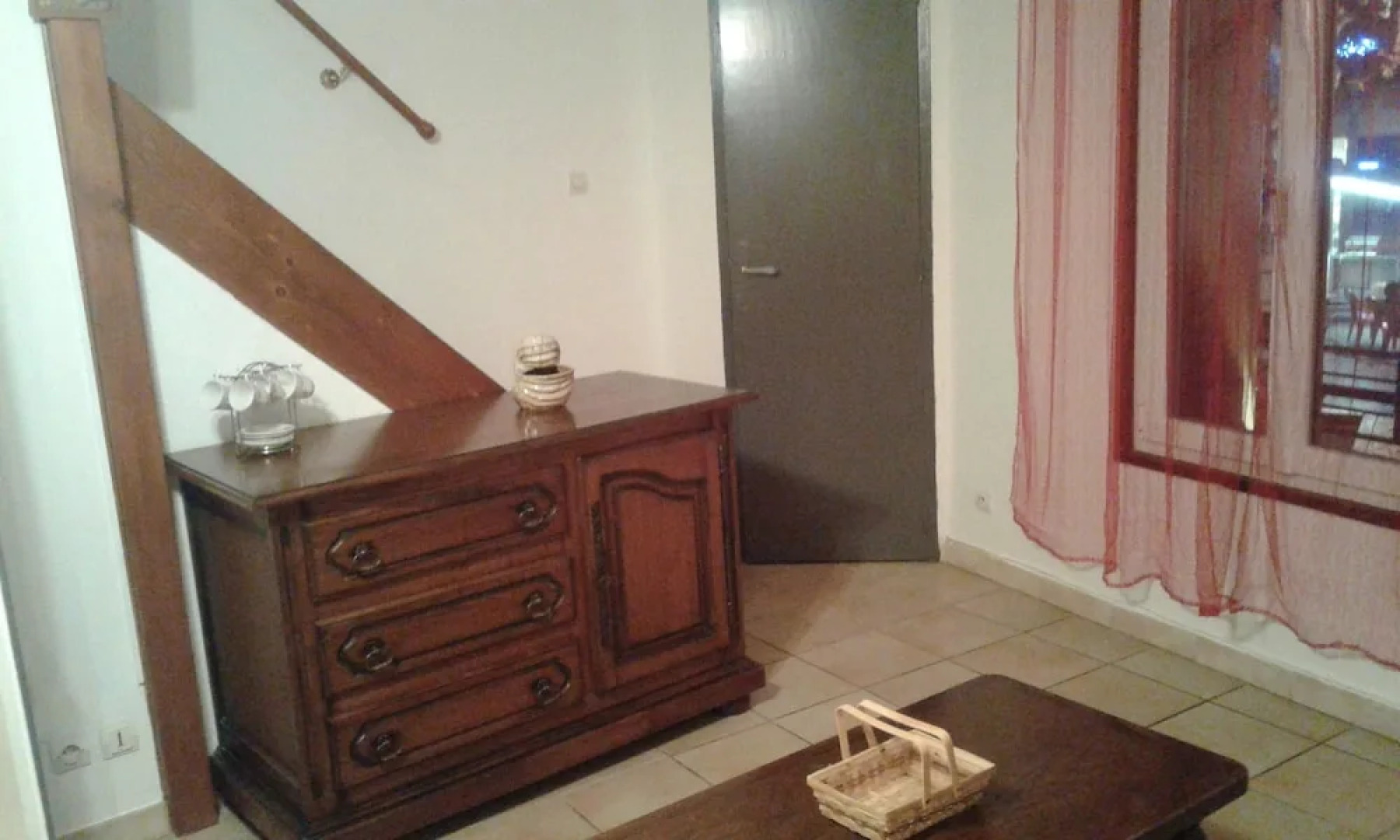 House With 2 Bedrooms in Mèze, With Wonderful City View and Balcony -