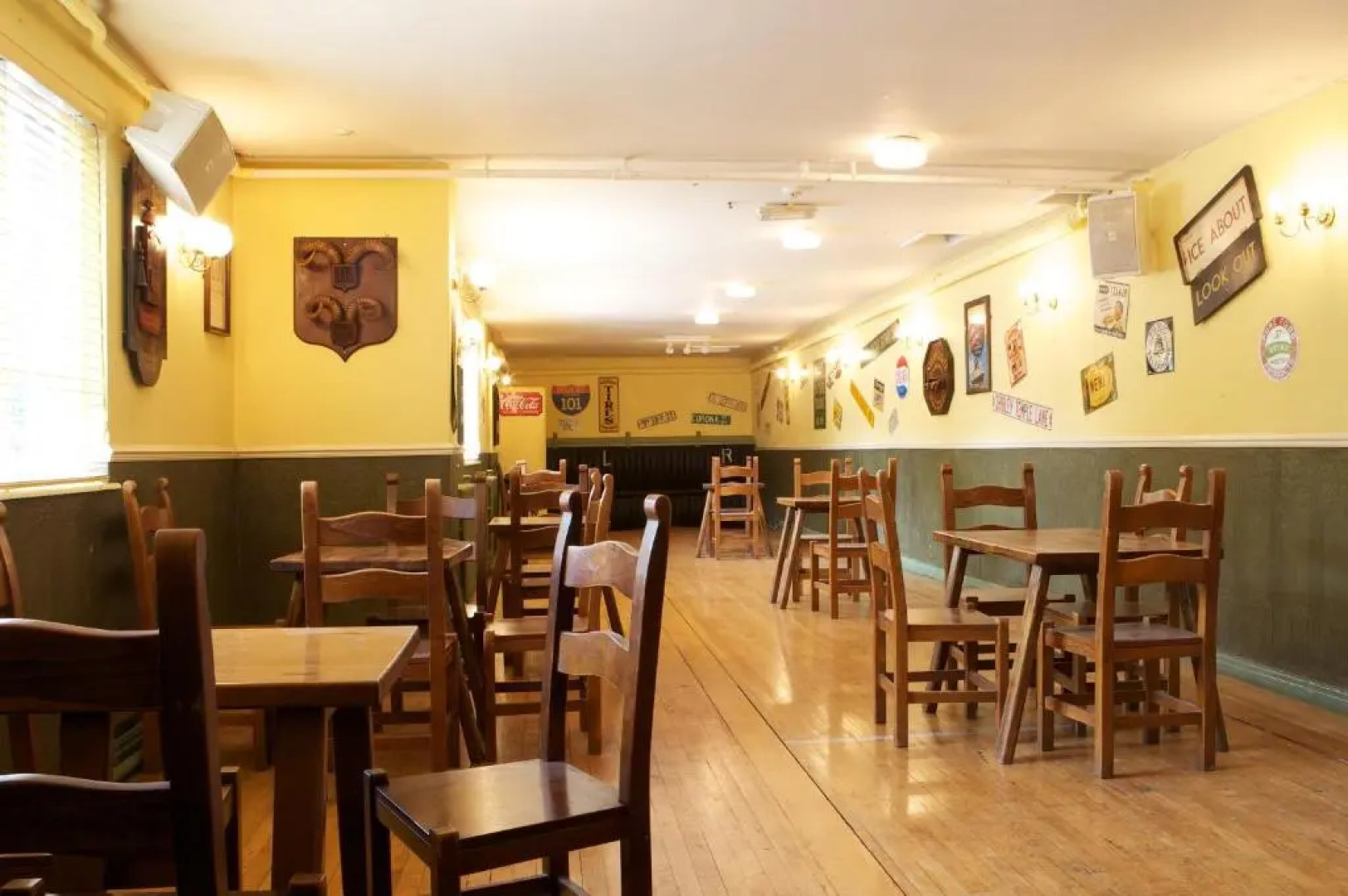 Radstock Hotel – RelaxInnz