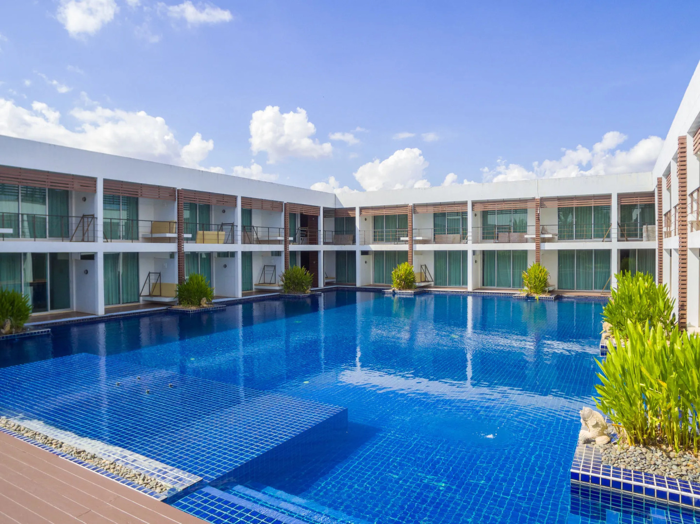 Vana Wellness Resort