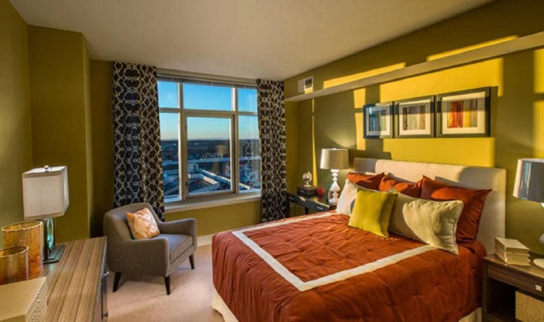 National at Reston Town Center