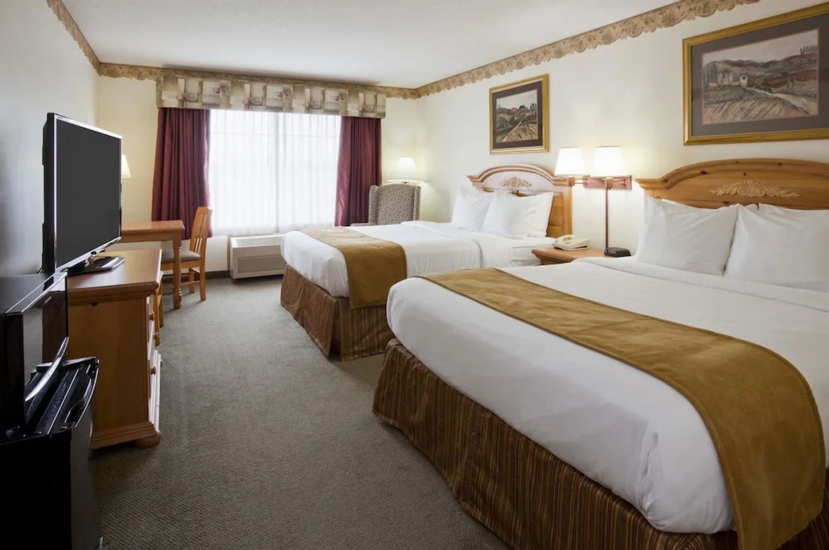 Crossings by GrandStay Inn and Suites