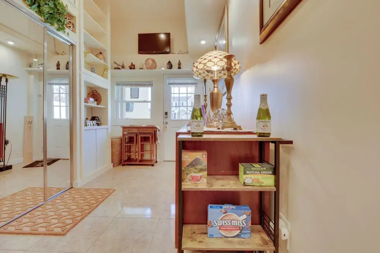 Cozy & Convenient Elmont Retreat w/ Patio!