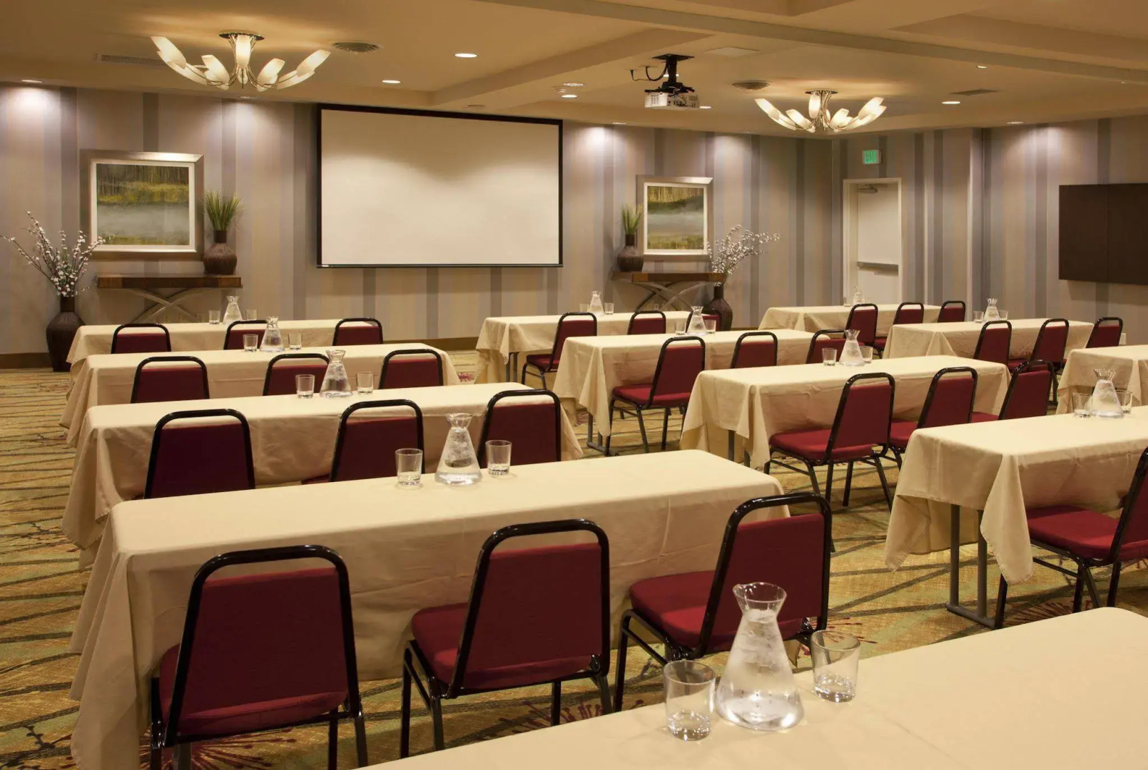 Hampton Inn & Suites Seattle/Federal Way