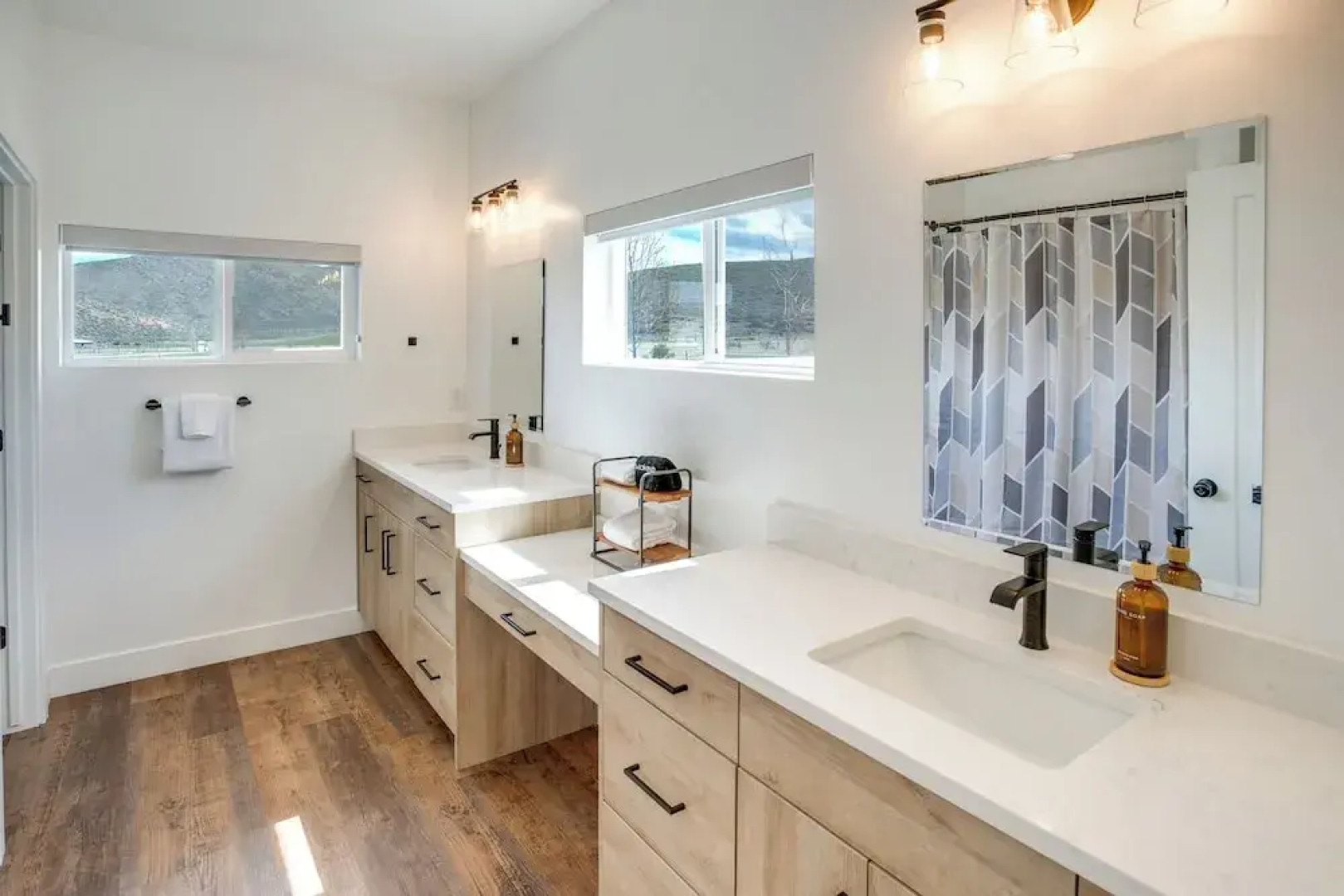 3 Mi to Bear Lake: Home w/ Hot Tub & Huge Patio!