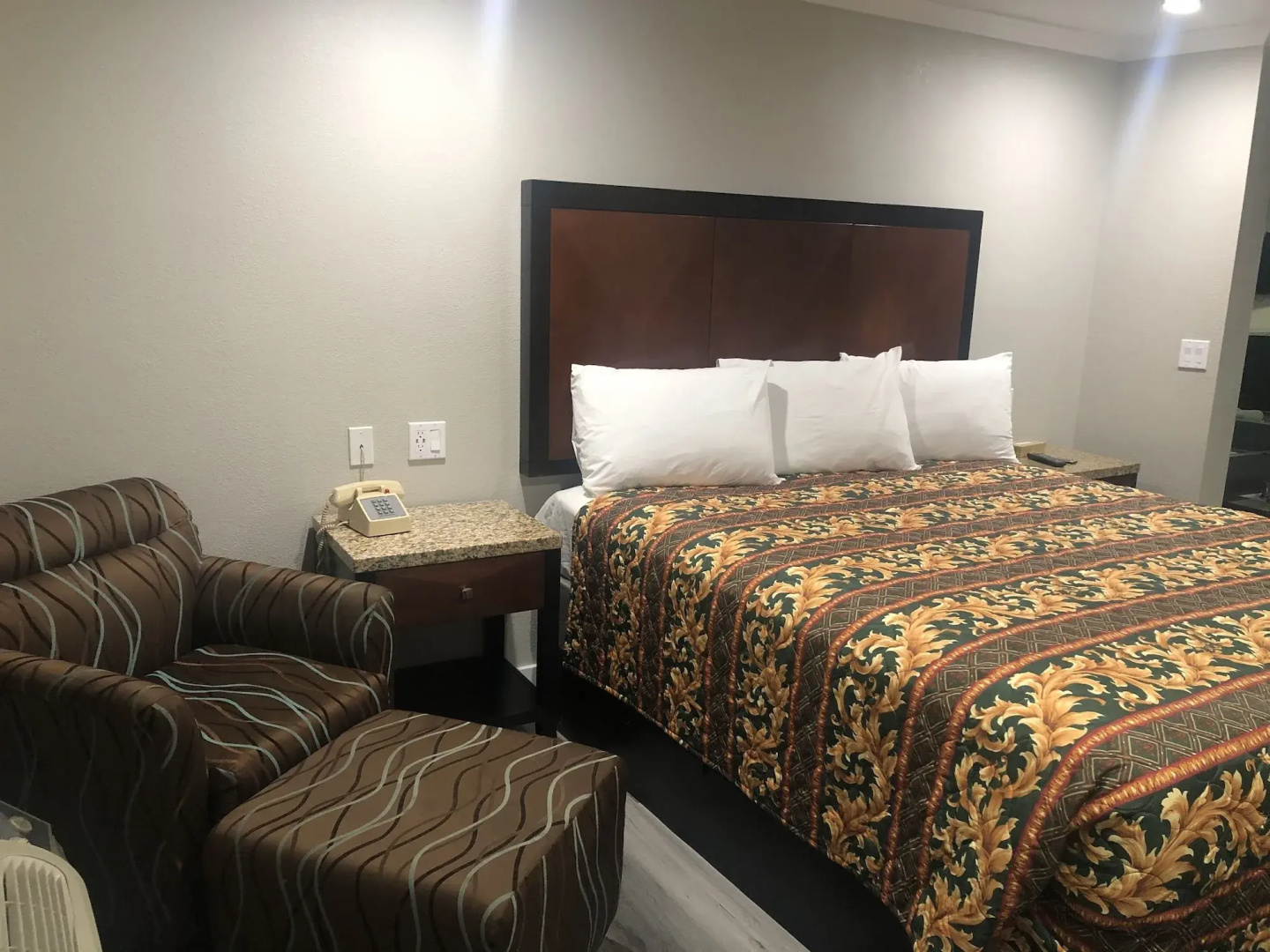 Economy Inn - Ontario Airport/Chino