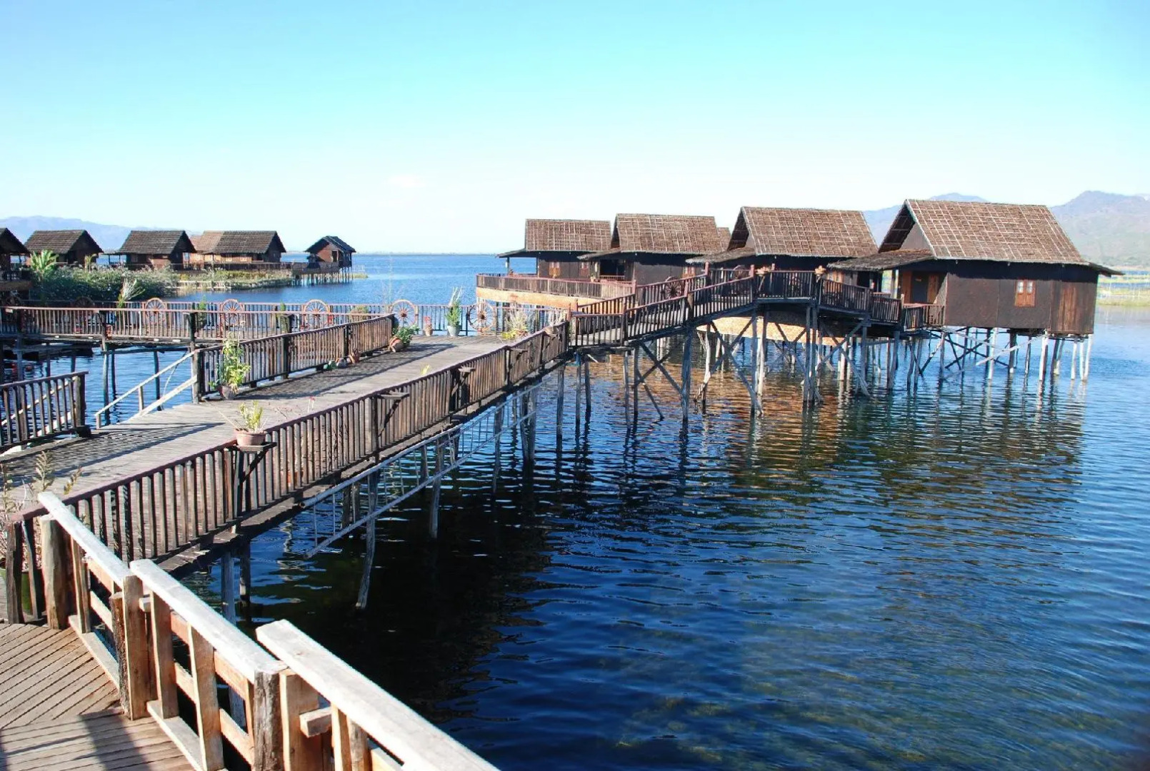 Golden Island Cottages Nampan Hotel