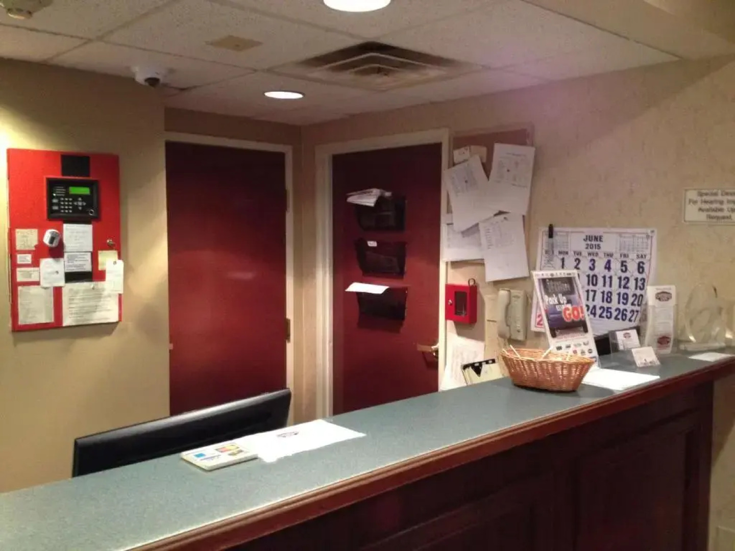 Country Hearth Inn & Suites Willard