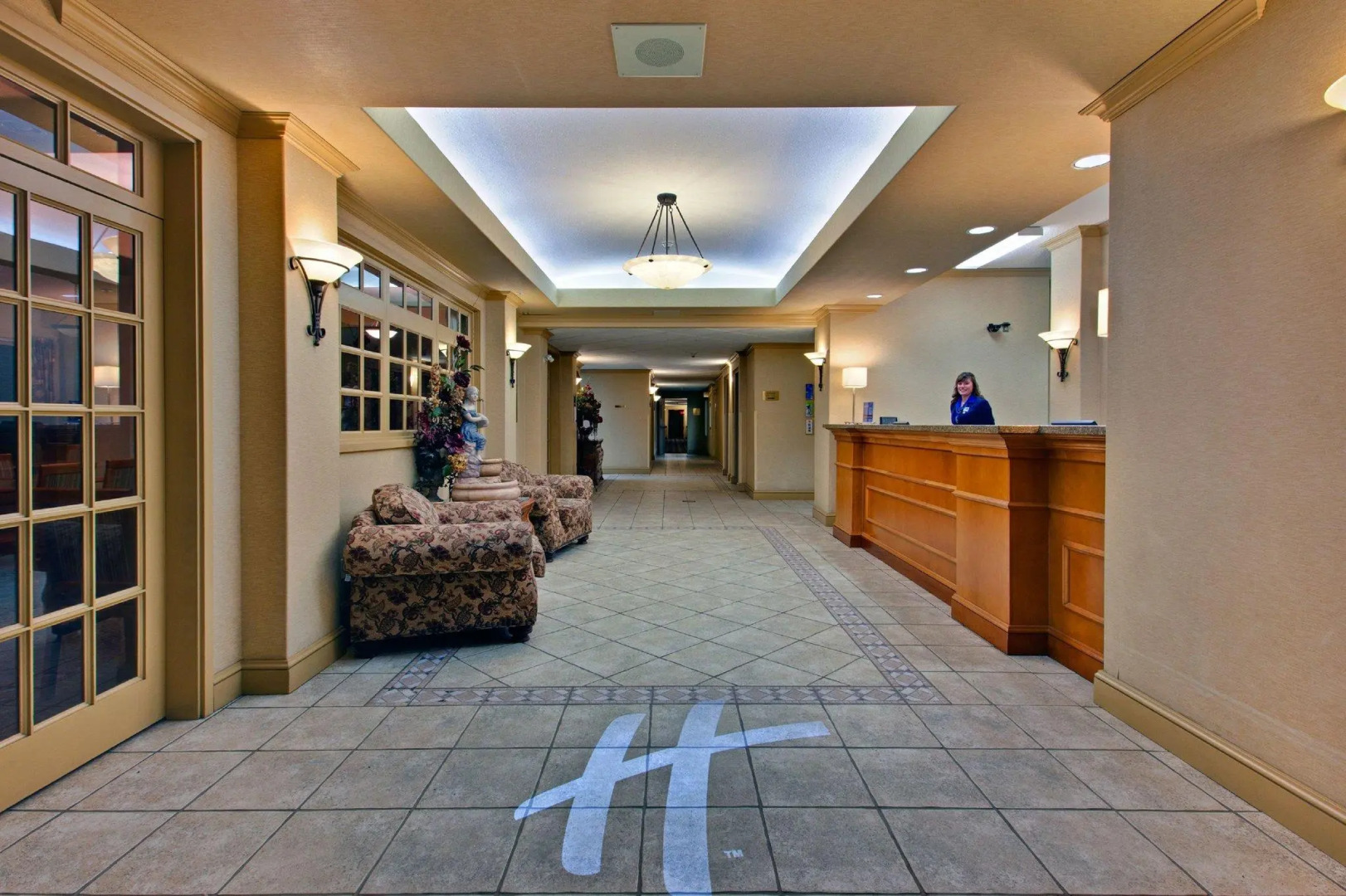 Holiday Inn Express & Suites Saskatoon by IHG