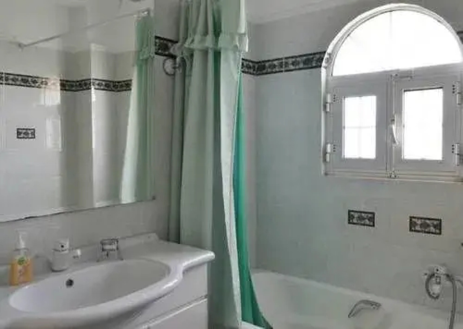 Zante 5 bedroom Villa with private pool and basketball court