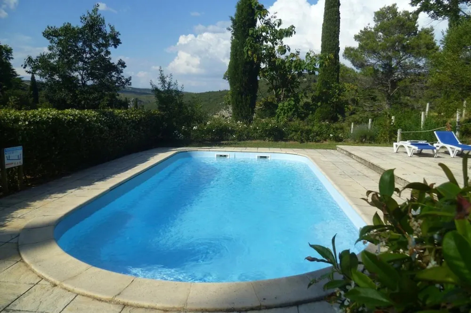 Château Haut Gléon. Gites