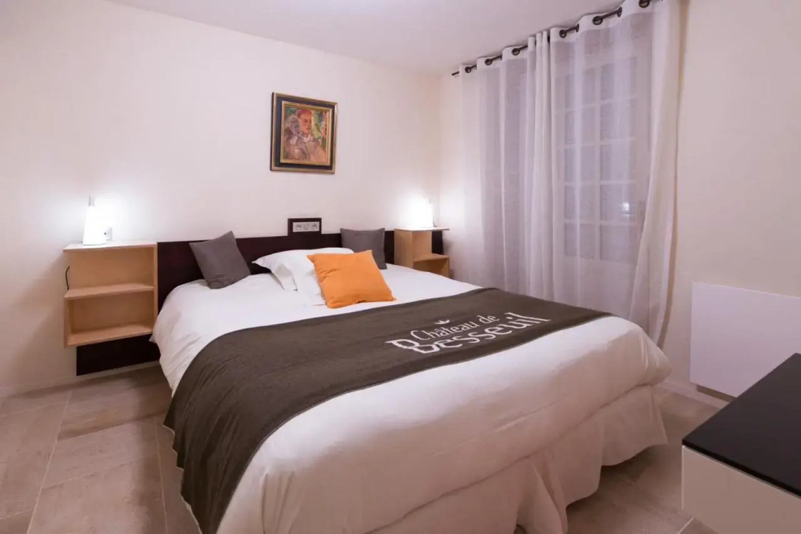 Le Chateau De Besseuil