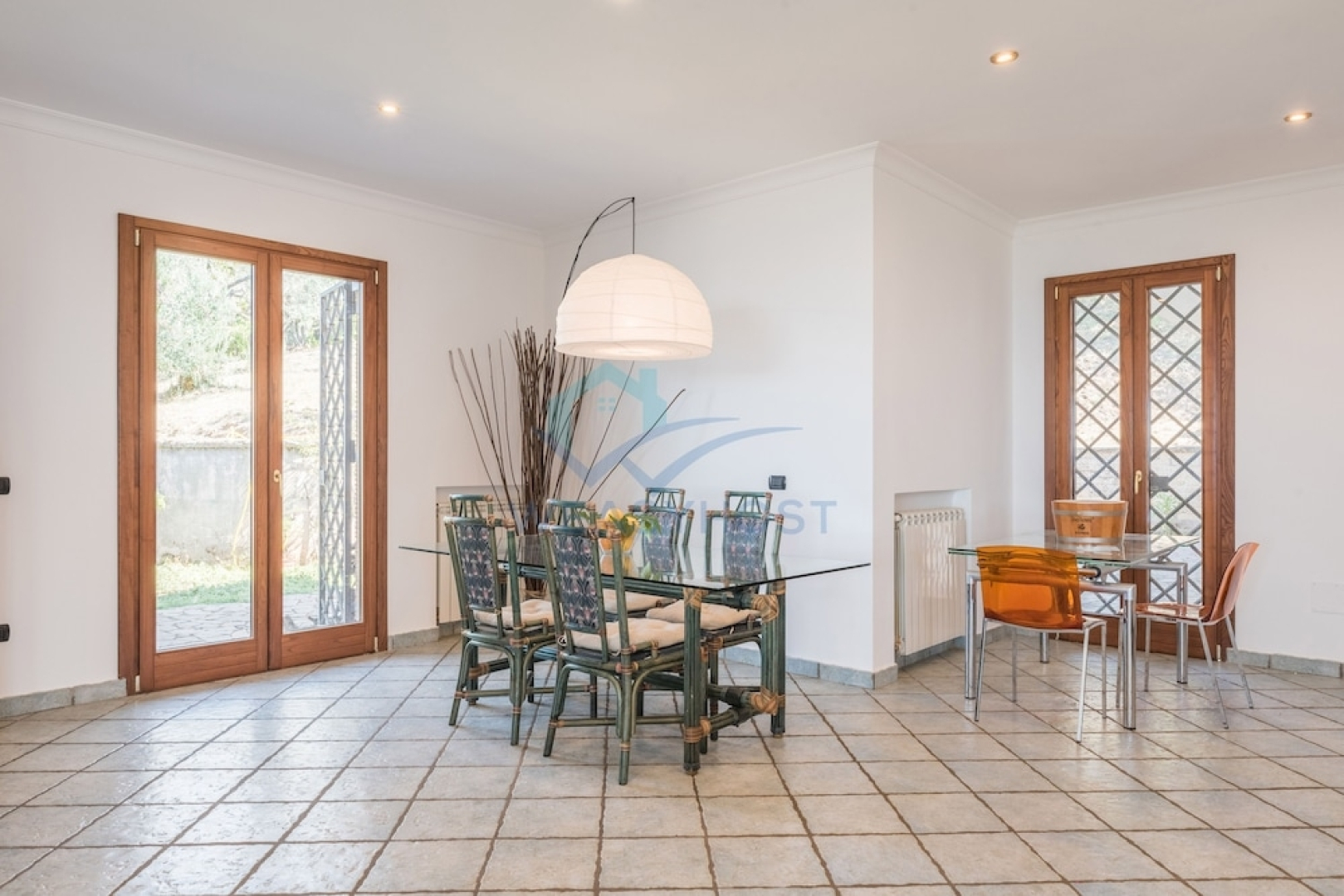 New Refined Villa Rayskaya In Monte Compatri