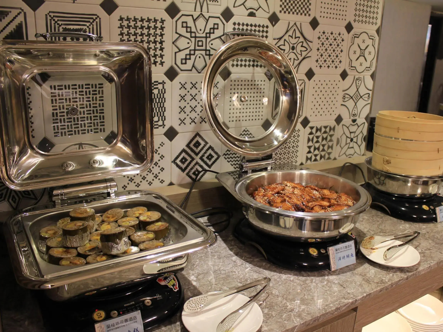 Lan Kwai Fong Garden Hotel