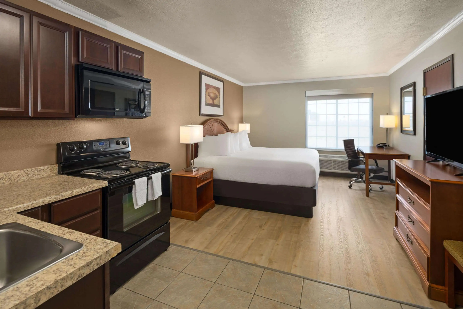 Ramada by Wyndham Moses Lake