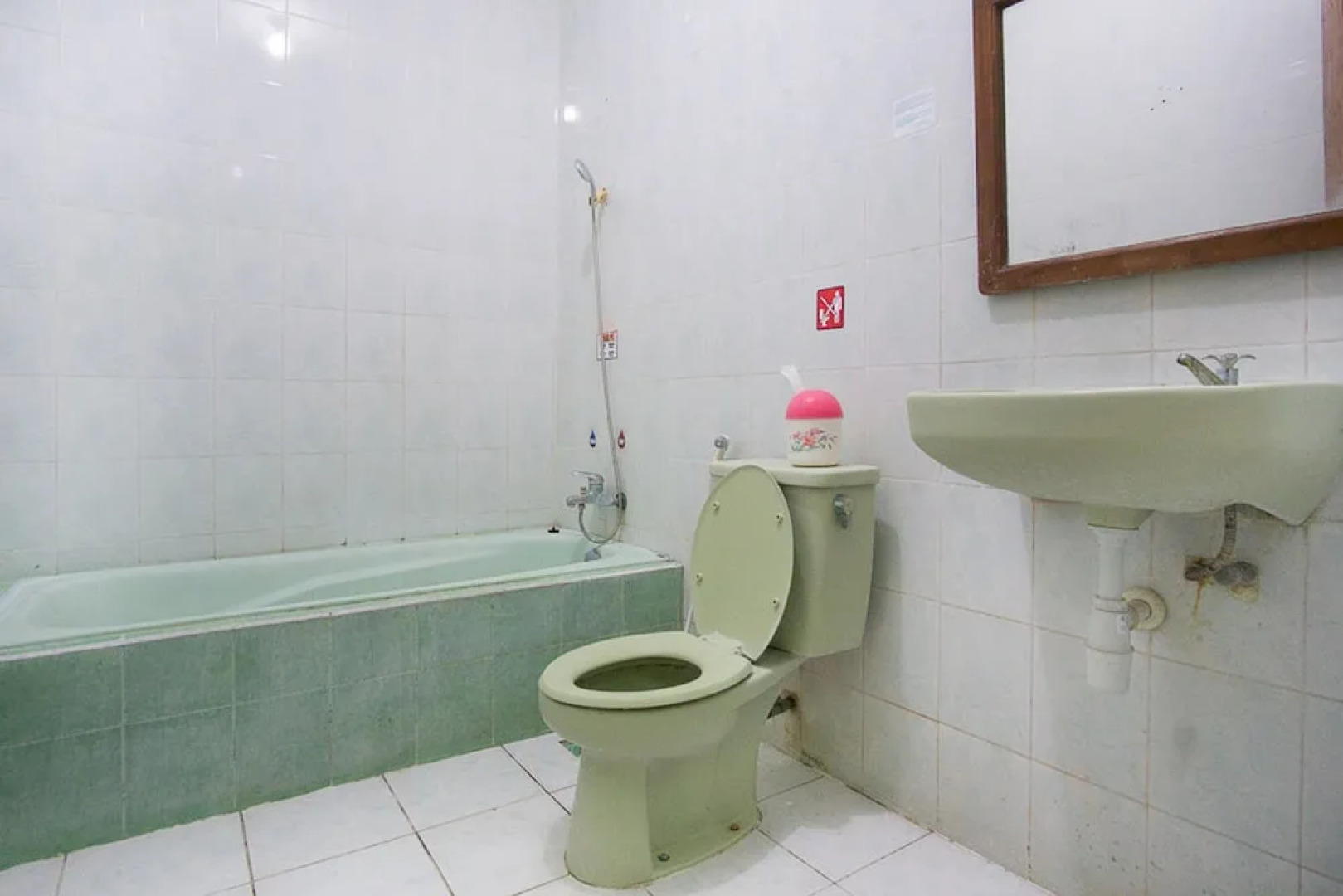 Hotel San Sui And Restoran by RedDoorz