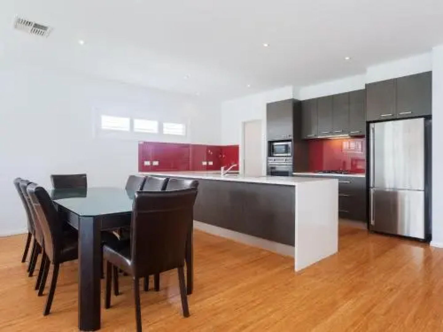 7 Judith Street - Stunning Duplex With Ducted Air