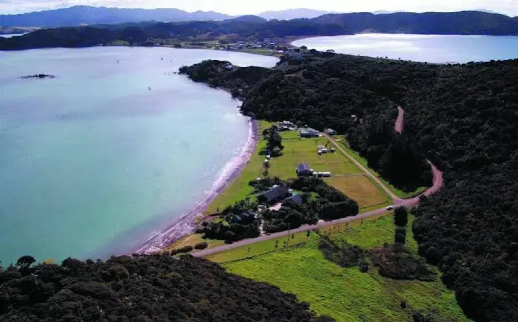 Pawhaoa Bay Lodge