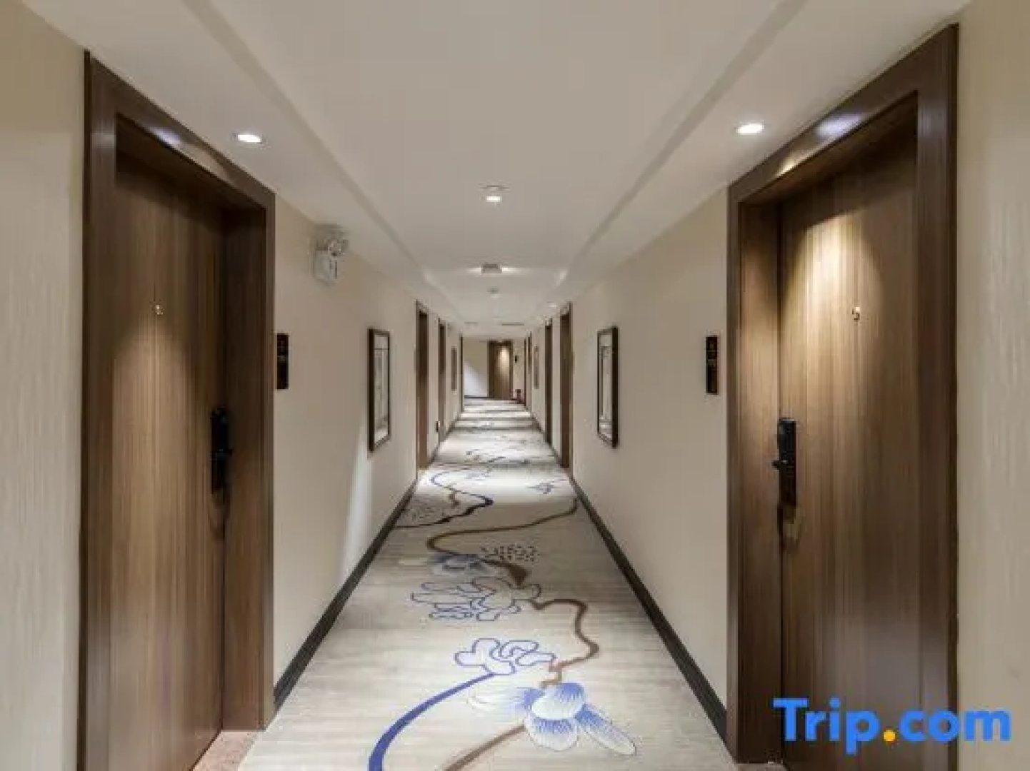 Yuebei Star Hotel