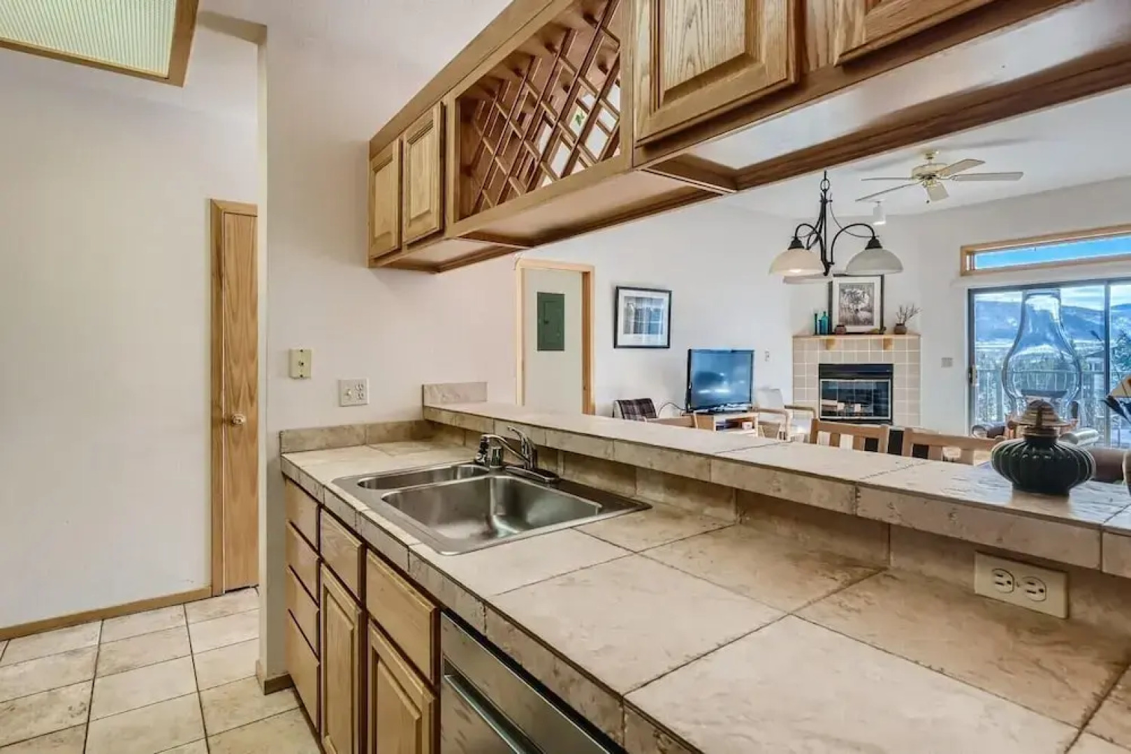 Lake Forest  201f 2 Bedroom Condo by RedAwning