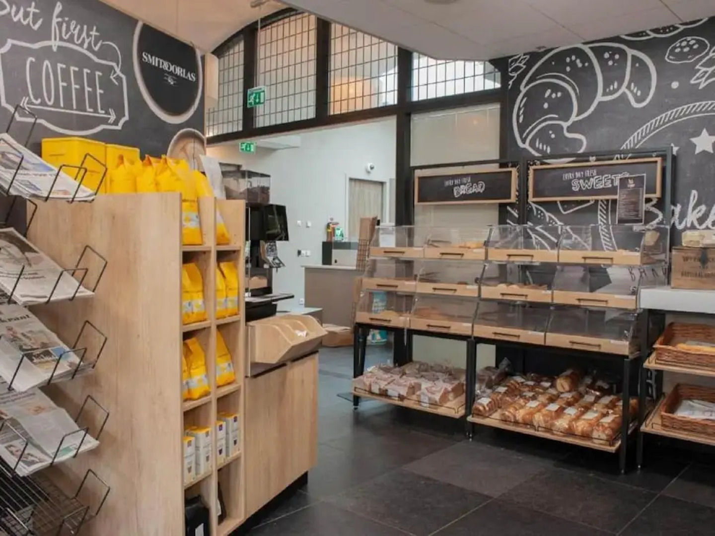 Well Furnished Tent Lodge with Terrace near Veluwe