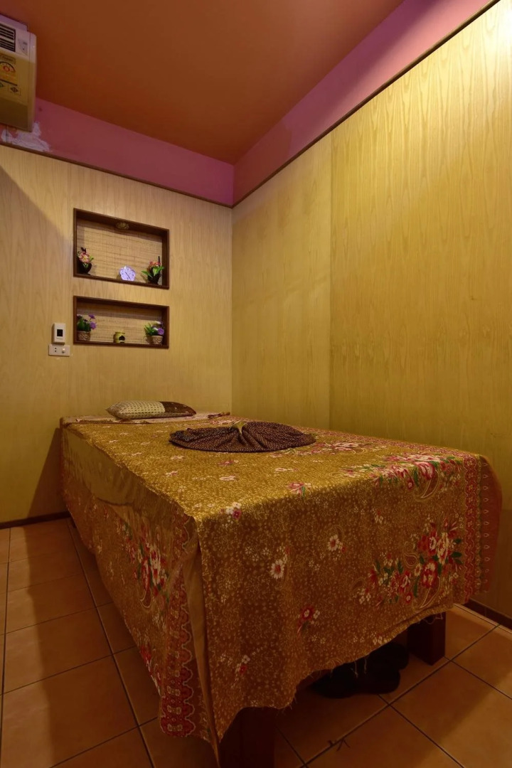 100 Islands Resort & Spa