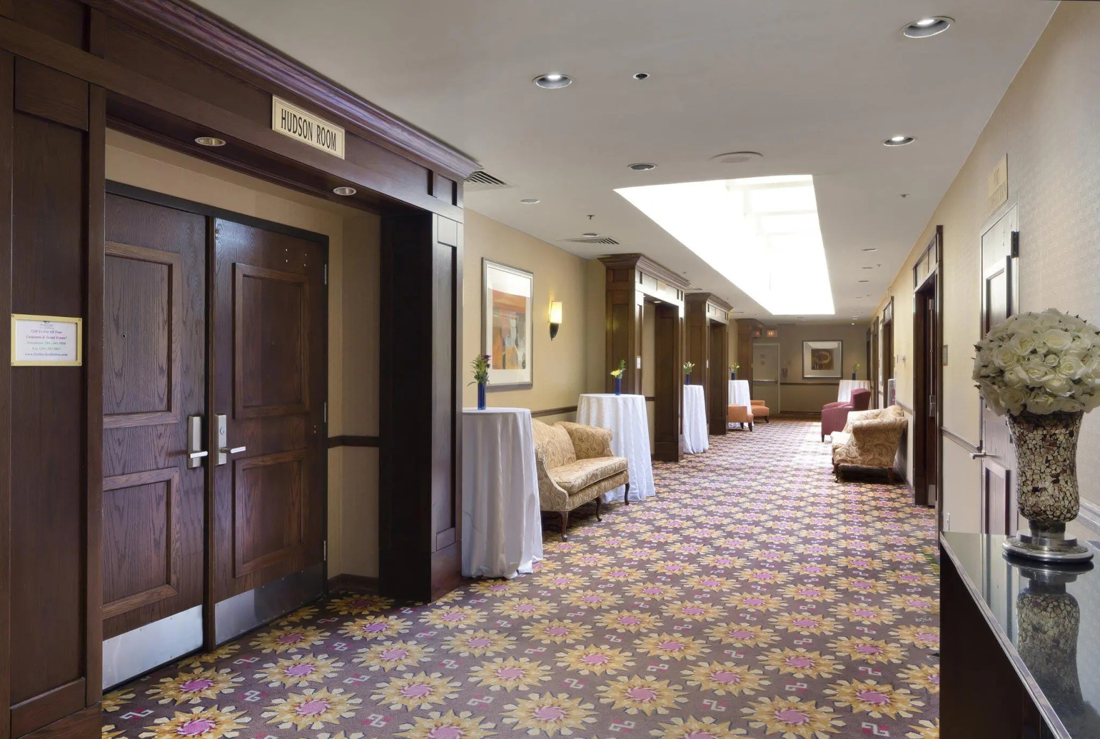 DoubleTree by Hilton Fort Lee - George Washington Bridge