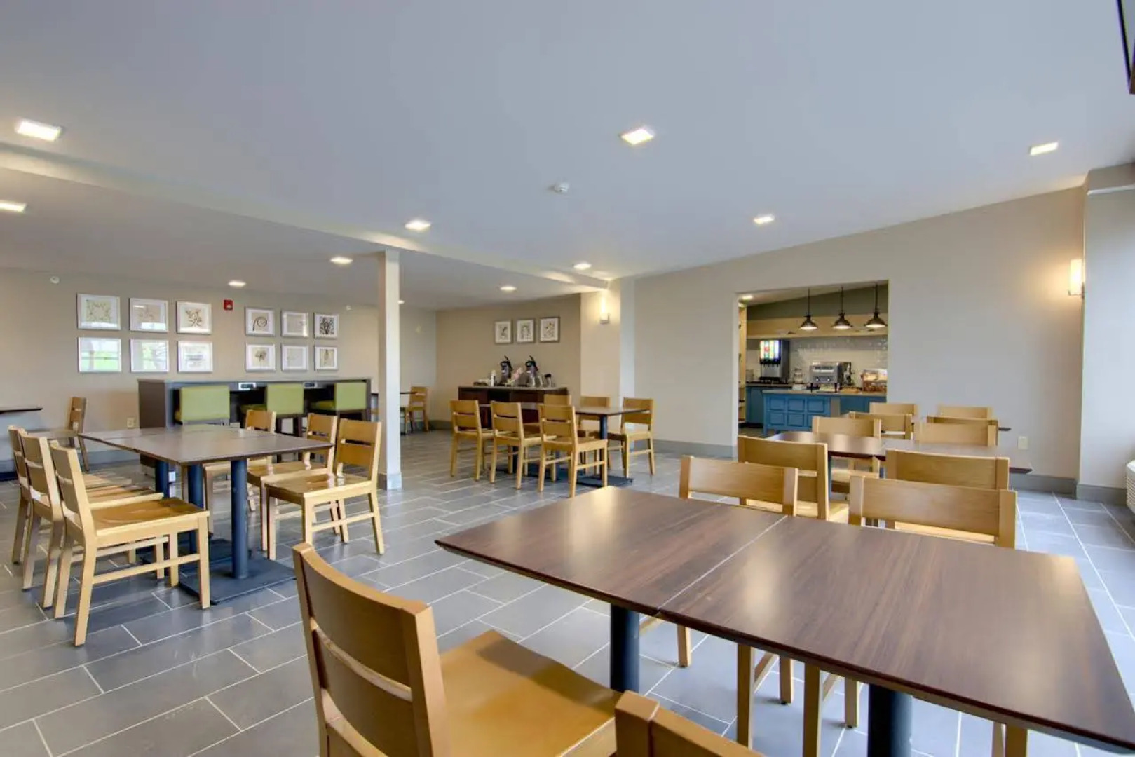 Comfort Inn & Suites Liverpool - Syracuse North