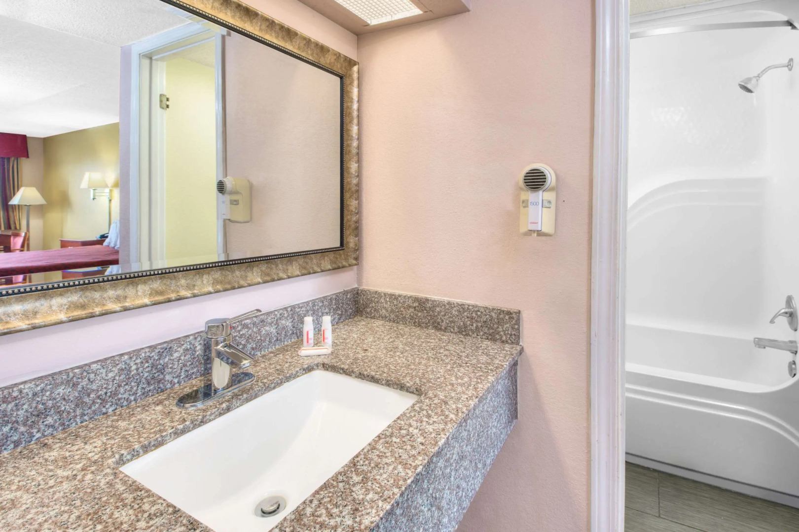 Days Inn by Wyndham Gulfport