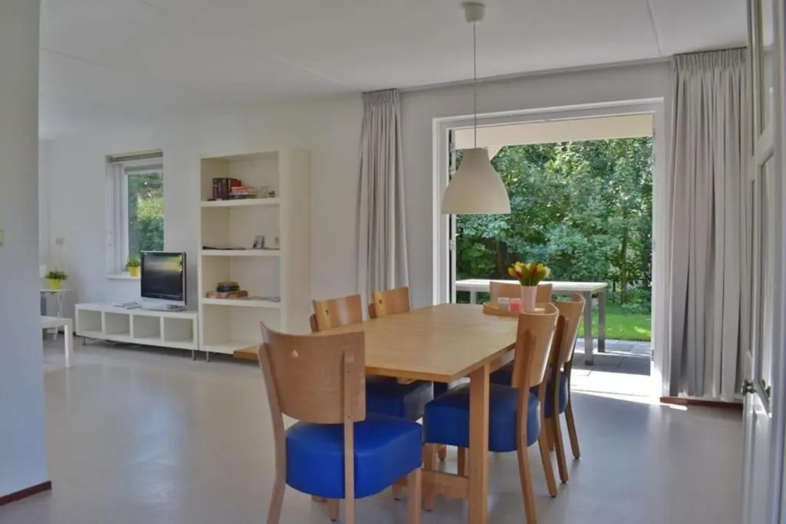 Holidayhouse - Zuidweg 18 Zonnemaire 'Park Viletta huisje 28'